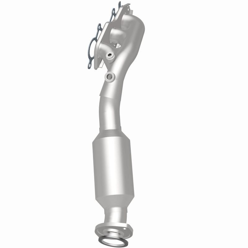 MagnaFlow 5531446 carb manifold converter, rear three-quarter view of the turntable spin