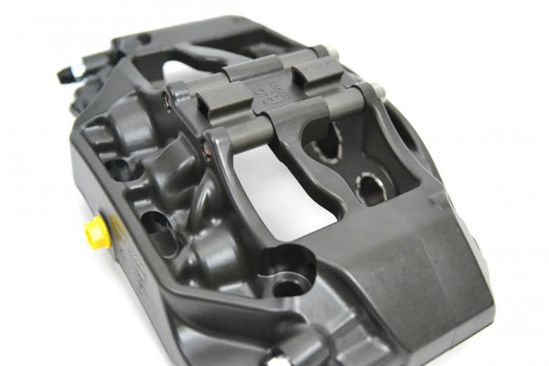 A top view of CP9660 of the AP Racing by Essex Radi-CAL Competition Brake Kit (Front CP9660/372mm) - Gen.5 Camaro with a white background