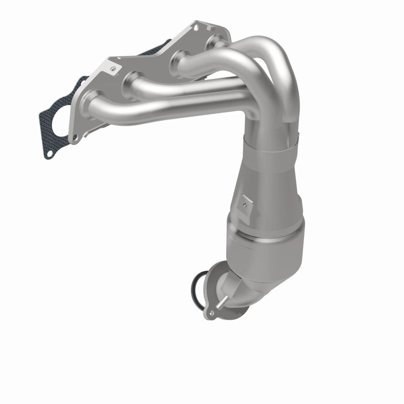 MagnaFlow 5531292 carb manifold converter, rear view of the turntable spin