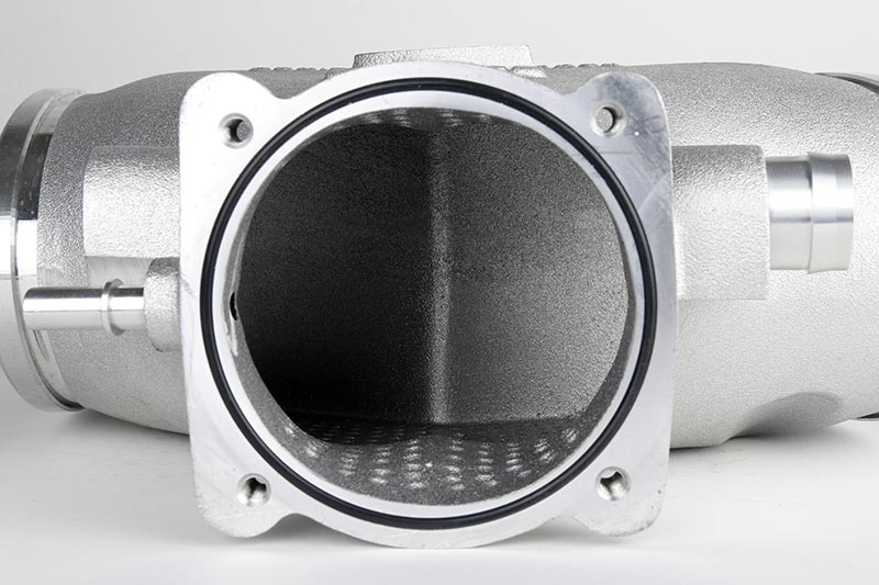 Direct-injection plenum throttle body flange with O-ring seal and dimpled interior floor - IPD for Porsche 981 Boxster