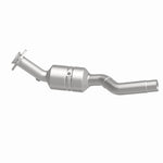 MagnaFlow 5461948 carb direct-fit catalytic converter, side view of the turntable spin
