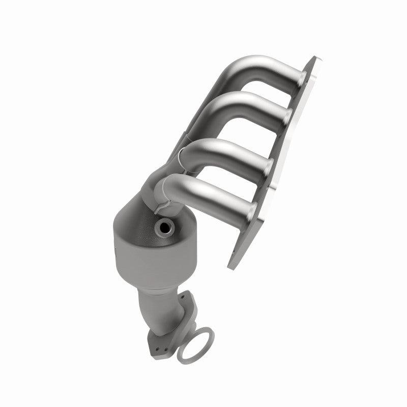 MagnaFlow 5582327 carb manifold converter, side view of the turntable spin
