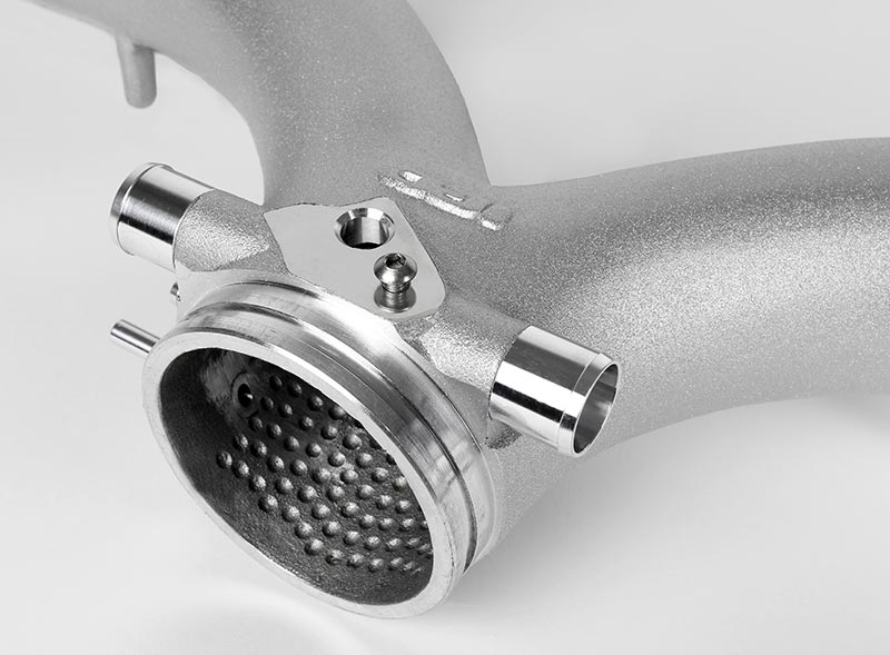 997.2 Turbo Y-pipe outlet close-up with recirculation ports and O-ring grooves - IPD for Porsche 997.2 Turbo
