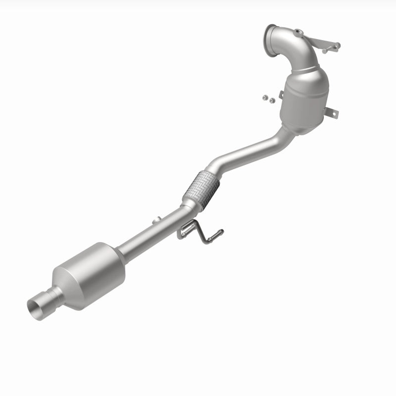MagnaFlow 280759 oem grade direct-fit catalytic converter, rear view of the turntable spin