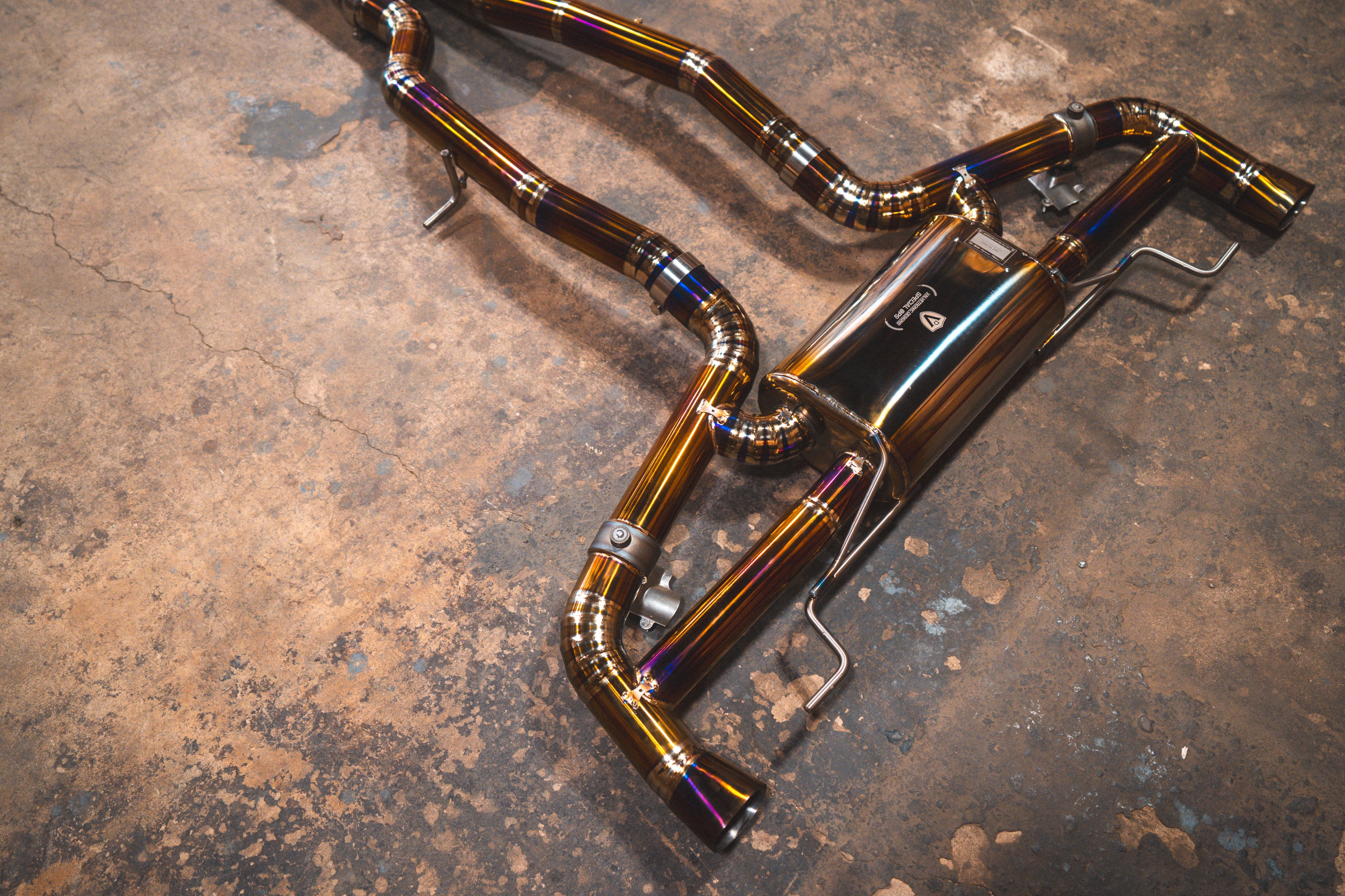 Titanium exhaust AMG GLC 63: rear section angled
