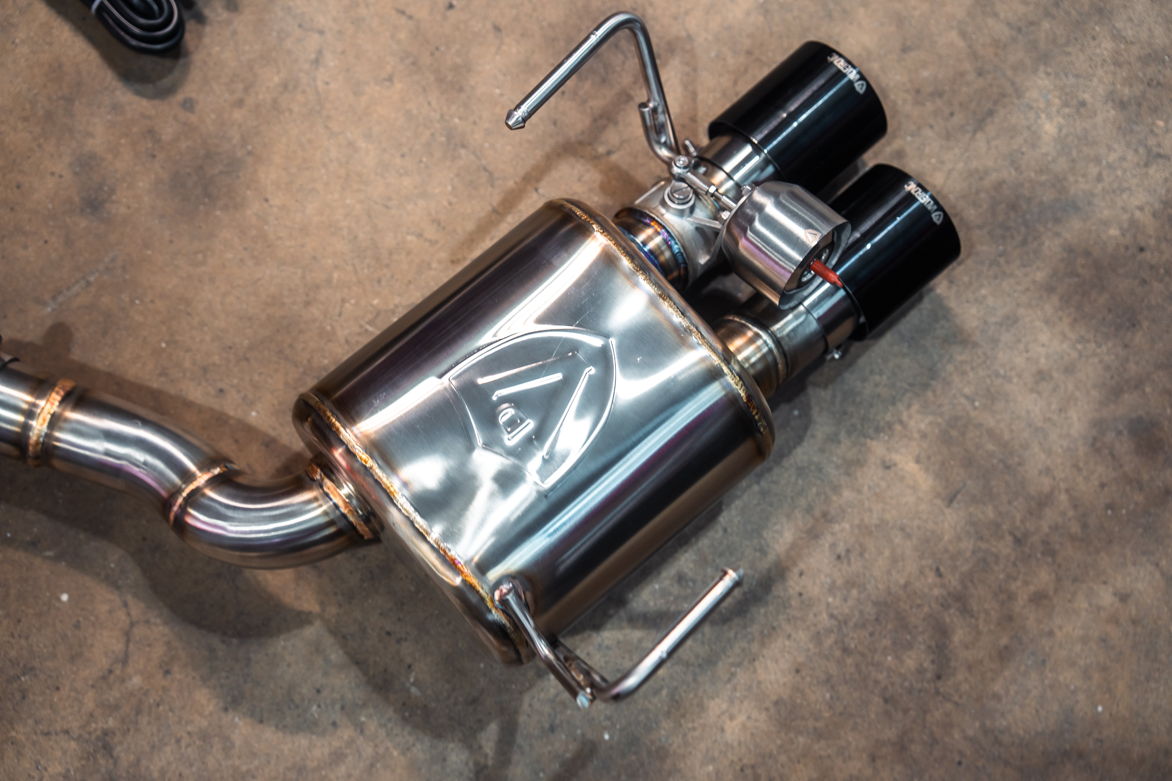 Stainless exhaust WRX FA20: rear muffler and paired outlets