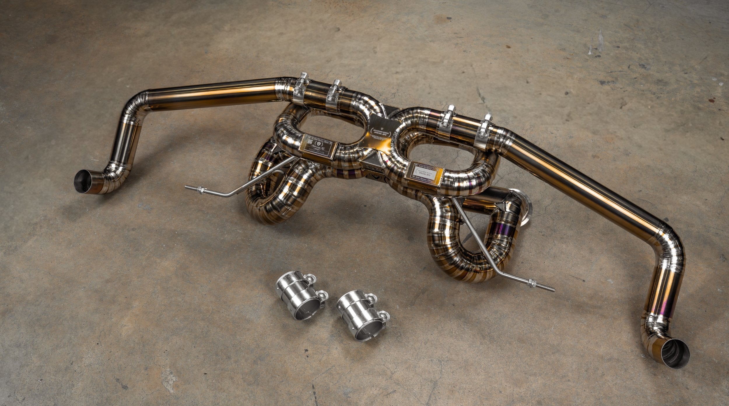 Titanium F1 exhaust Audi R8 V10: angled system and adapters