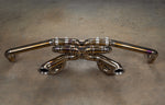 Titanium F1 exhaust Audi R8 V10: f1 system low-angle view