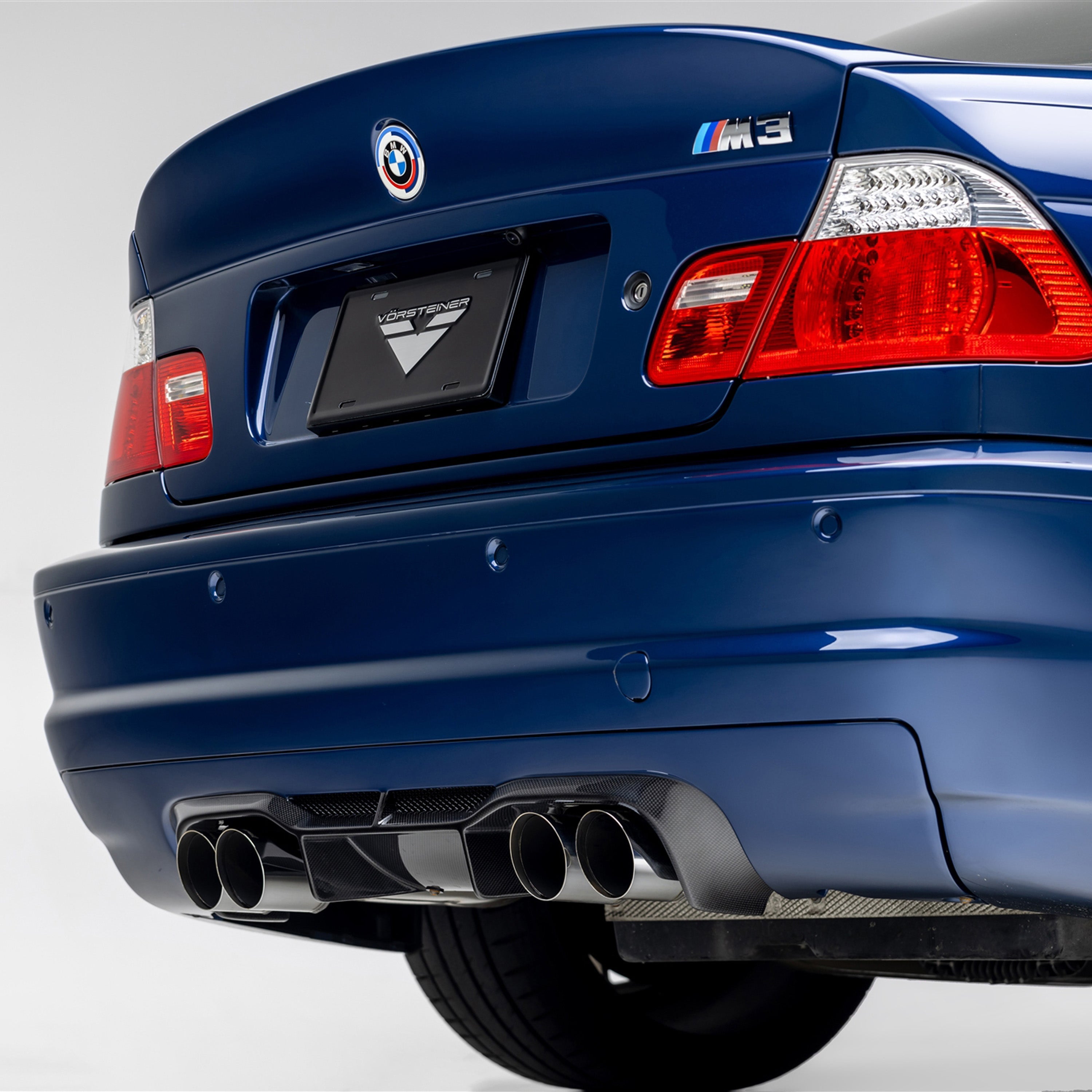 V20 diffuser and quad exhaust, high rear 3/4 close-up