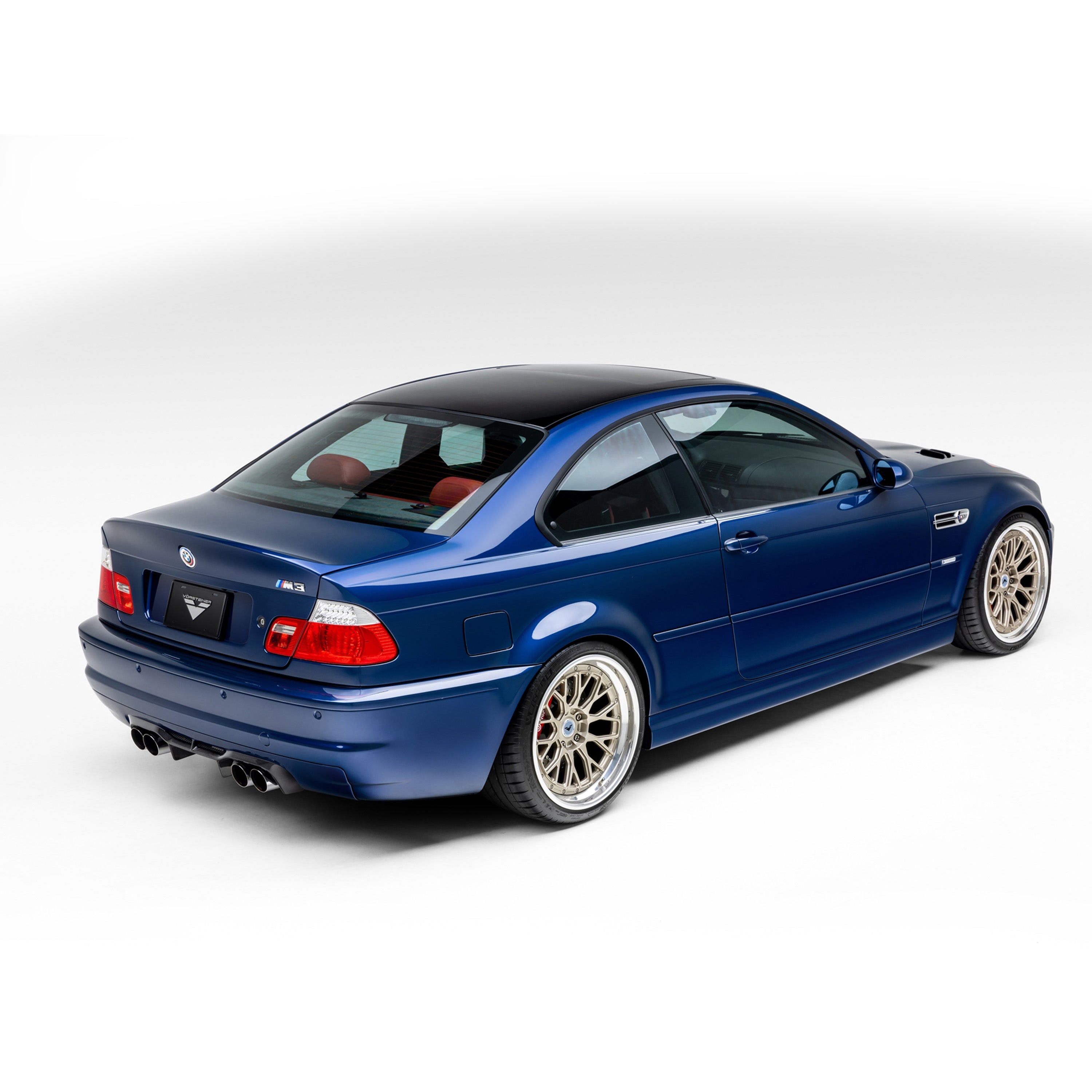 E46 M3 with V-CSL bootlid, rear 3/4 view of whole car