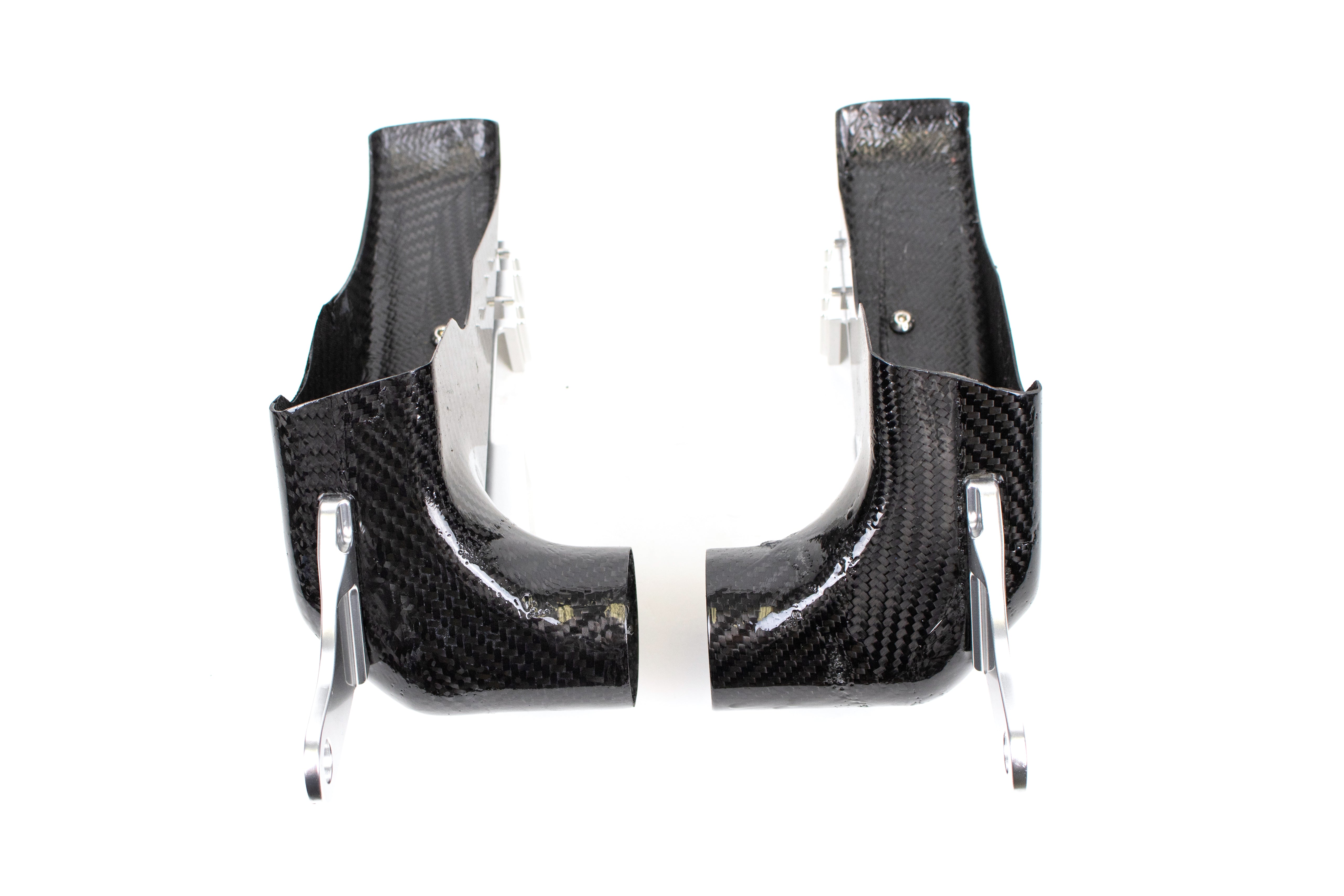 Brake cooling ducts standing upright - Carbon Brake Cooling Kit for the 2016-2021 AMG GT
