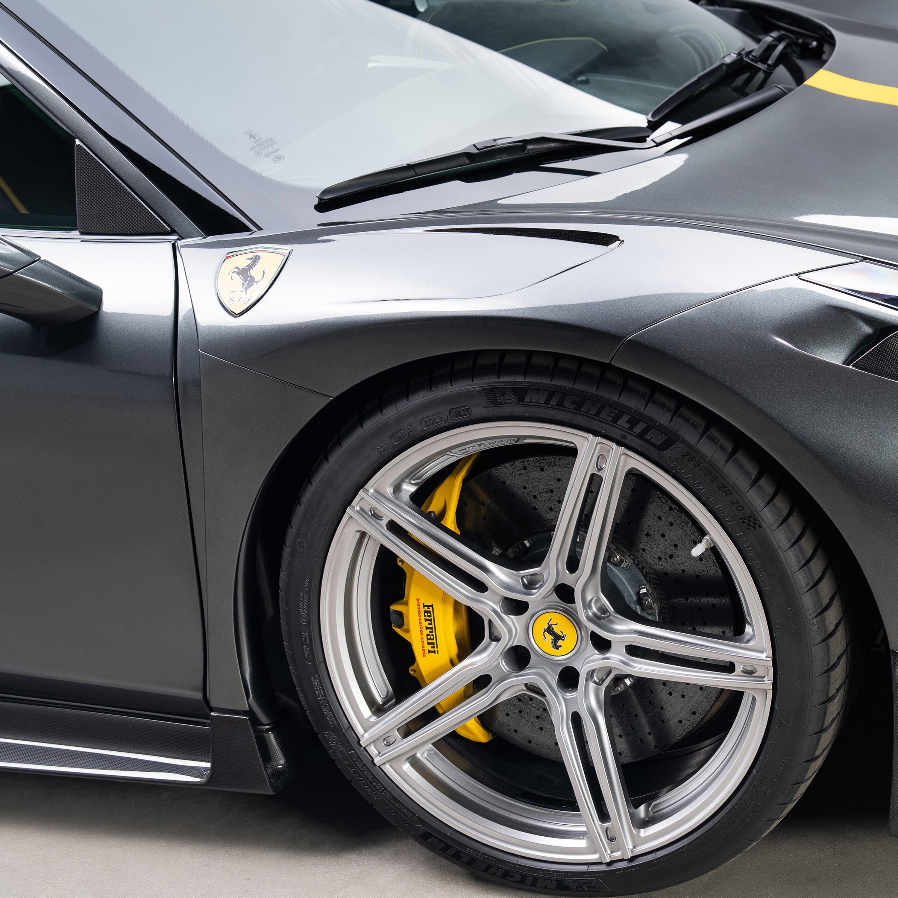CTR side package fender vent and wheel on Ferrari 458, detail