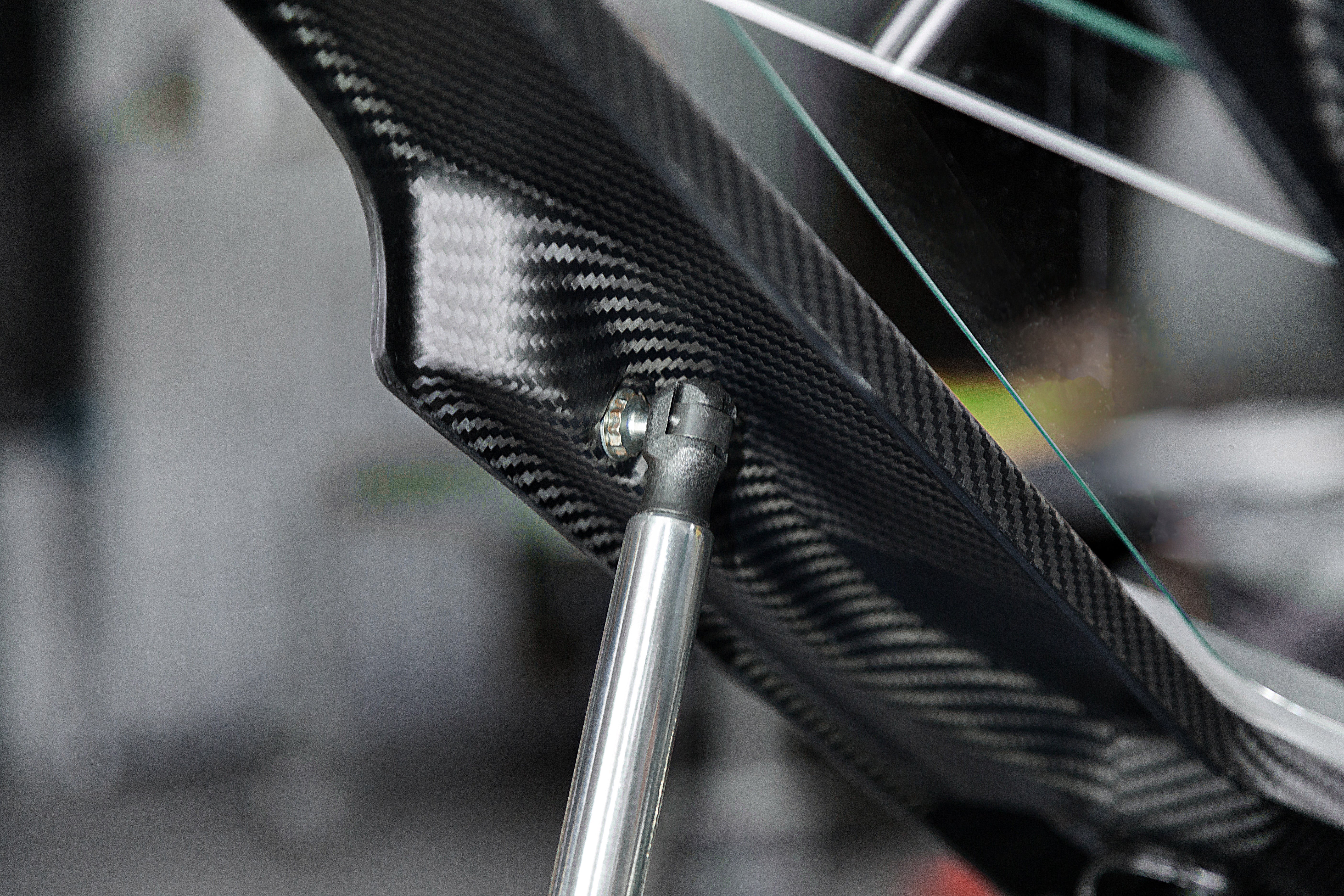 Capristo Huracan carbon bonnet open on its gas strut