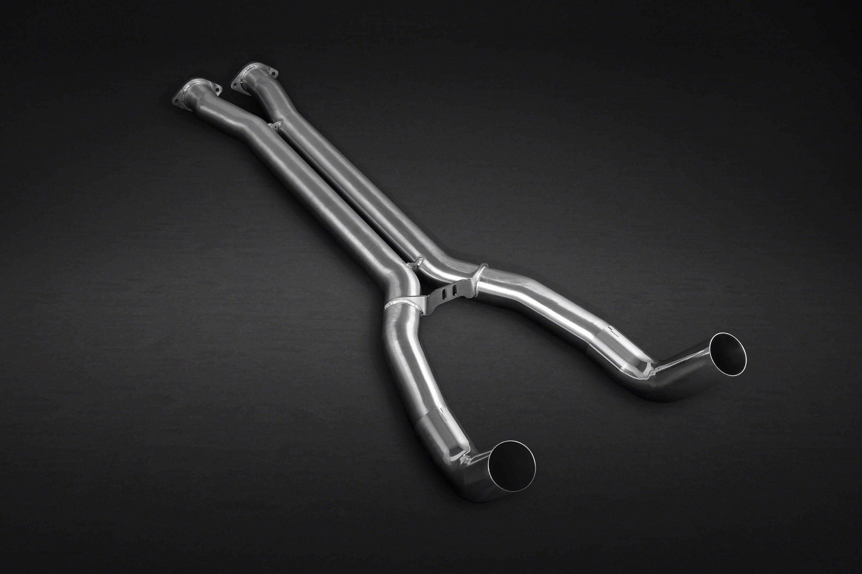 Capristo Corvette C7 valved mufflers, rear view of four round tips