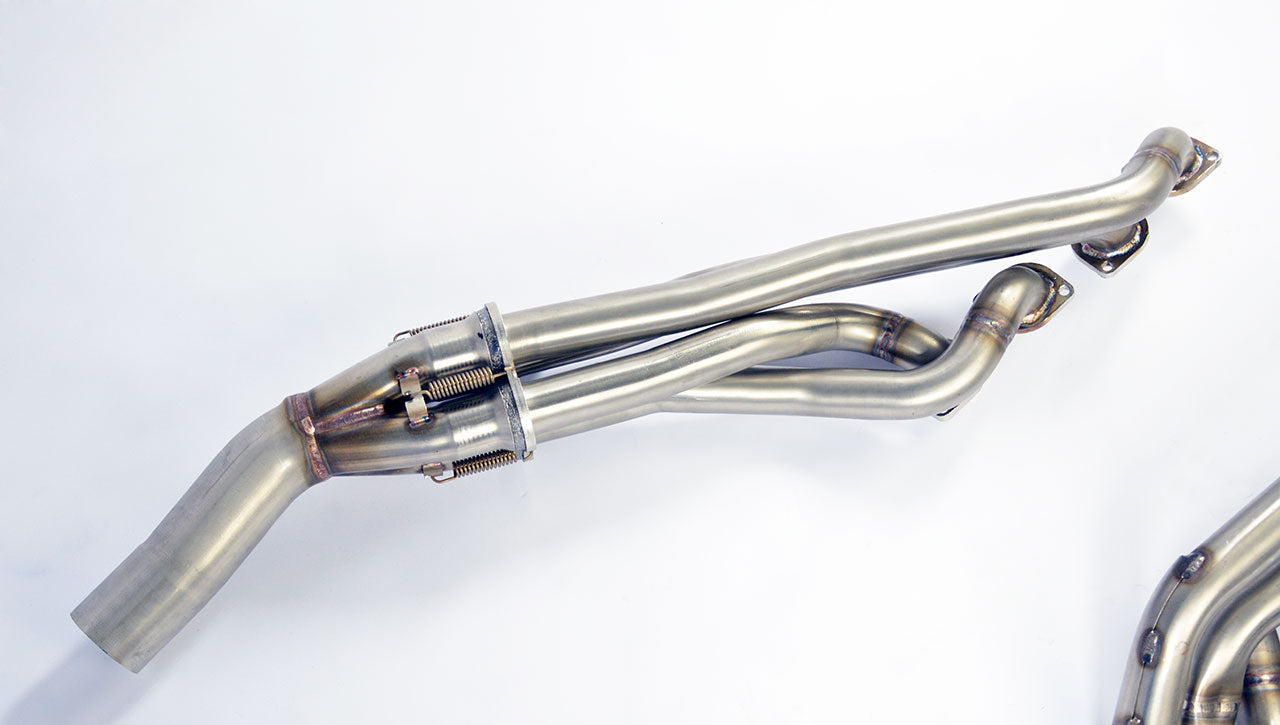 close side view of Supersprint Manifold Right - Left (Right Hand Drive) Supersprint Design Patent for BMW E38 740i V8 (M60 - M62) 1994-2001 with white background