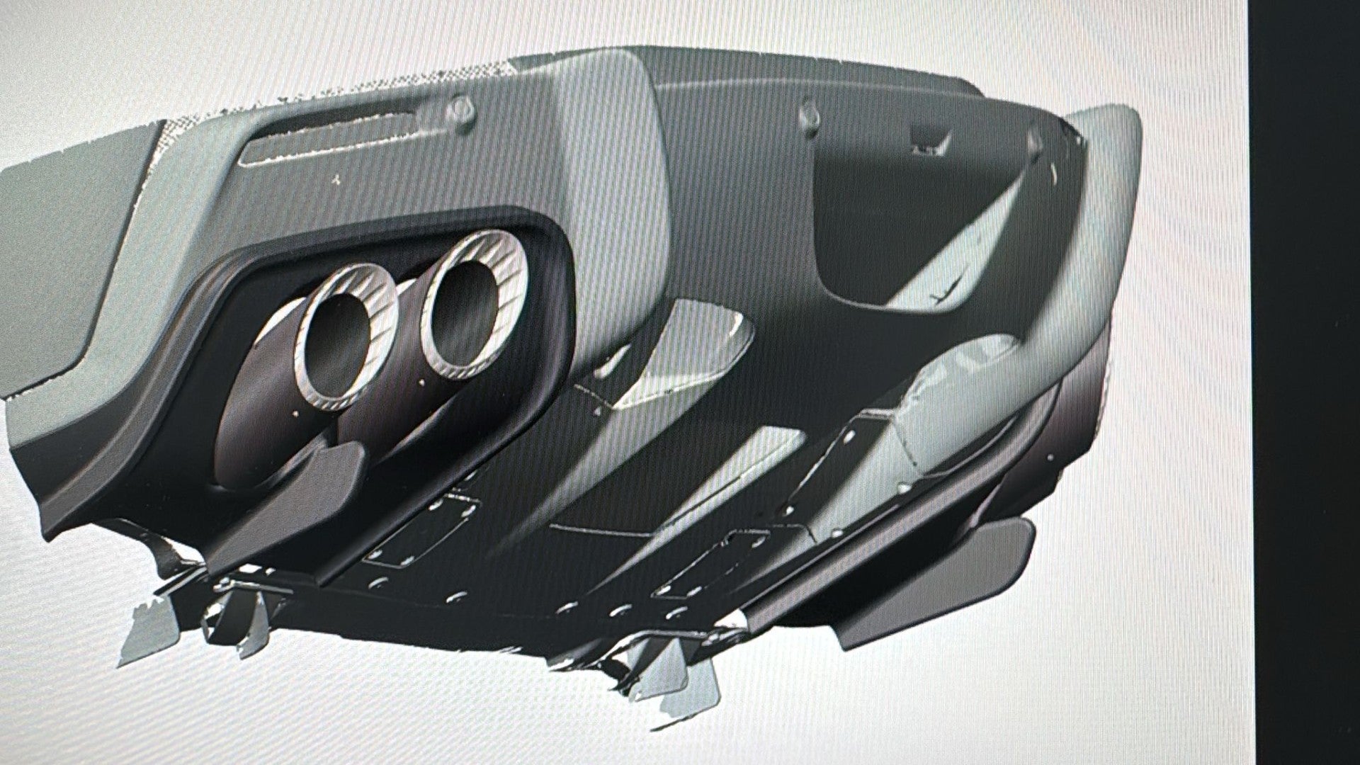 3D scan of 12Cilindri rear bumper with Capristo tailpipes in place