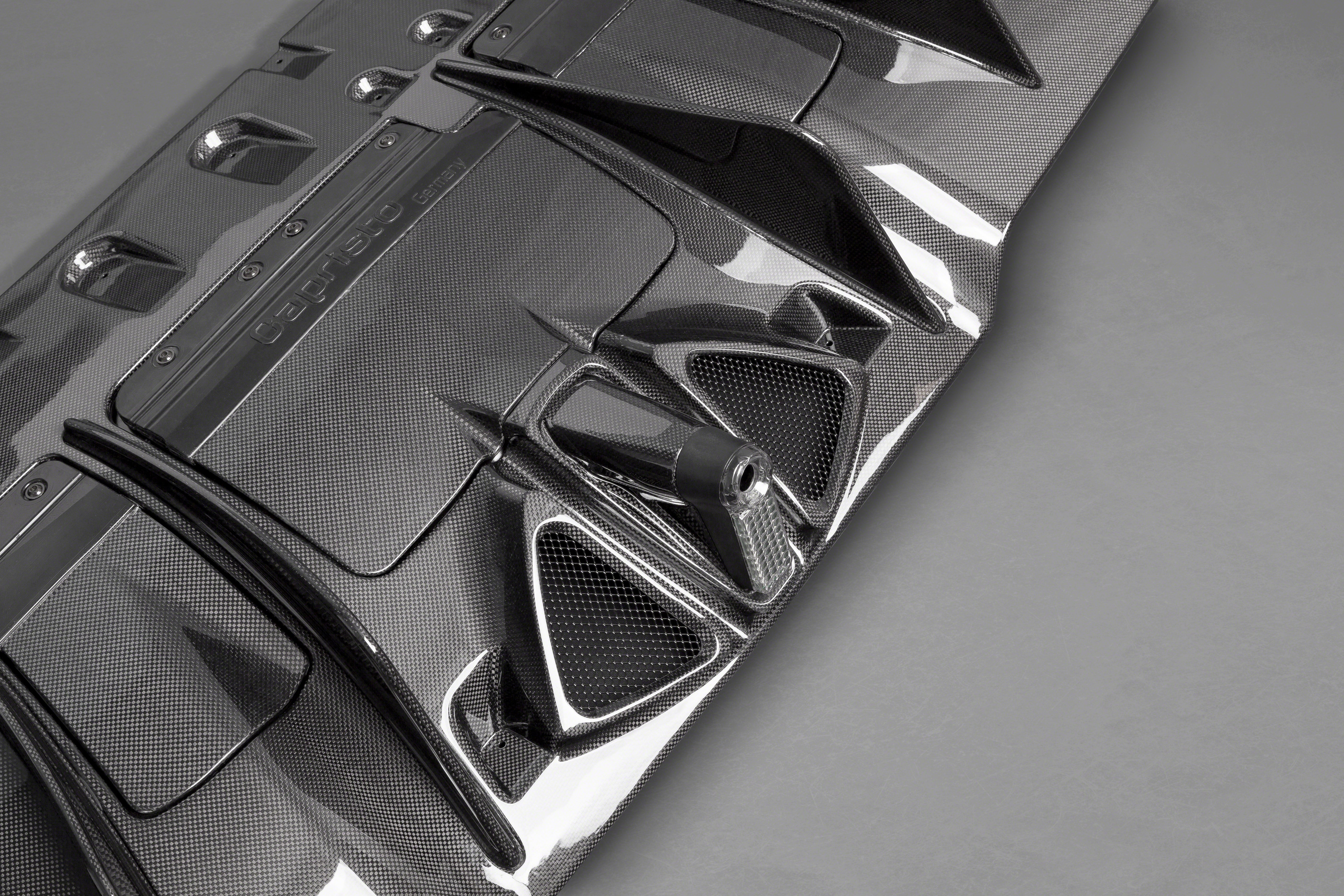 Capristo Ferrari 488 carbon diffuser center section with mesh inserts