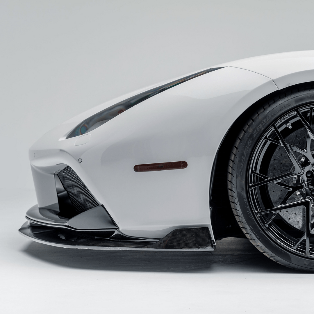 Diavolo front spoiler and wheel, side close-up