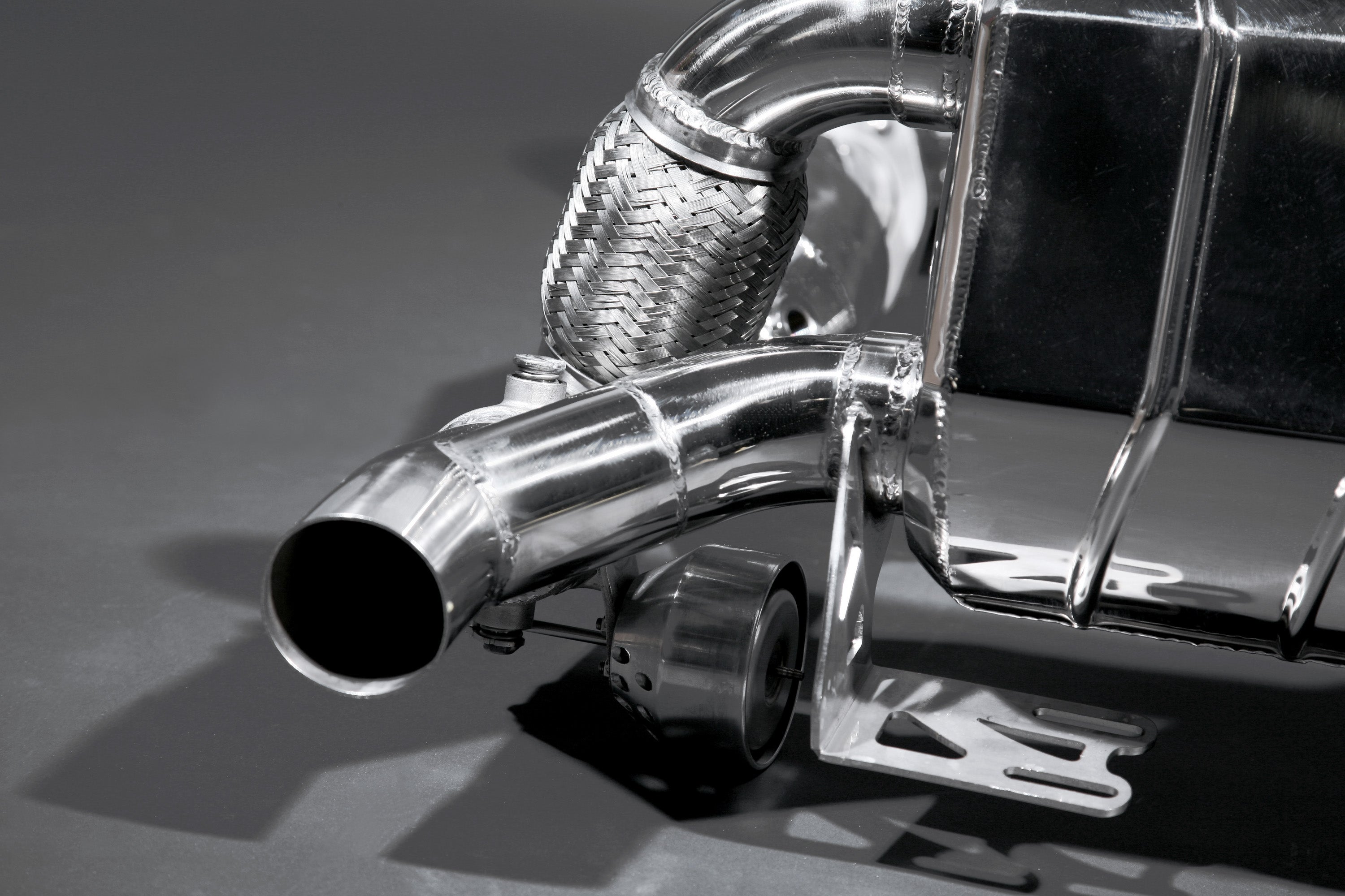 Close-up of Capristo F430 Scuderia outlet and valve canister