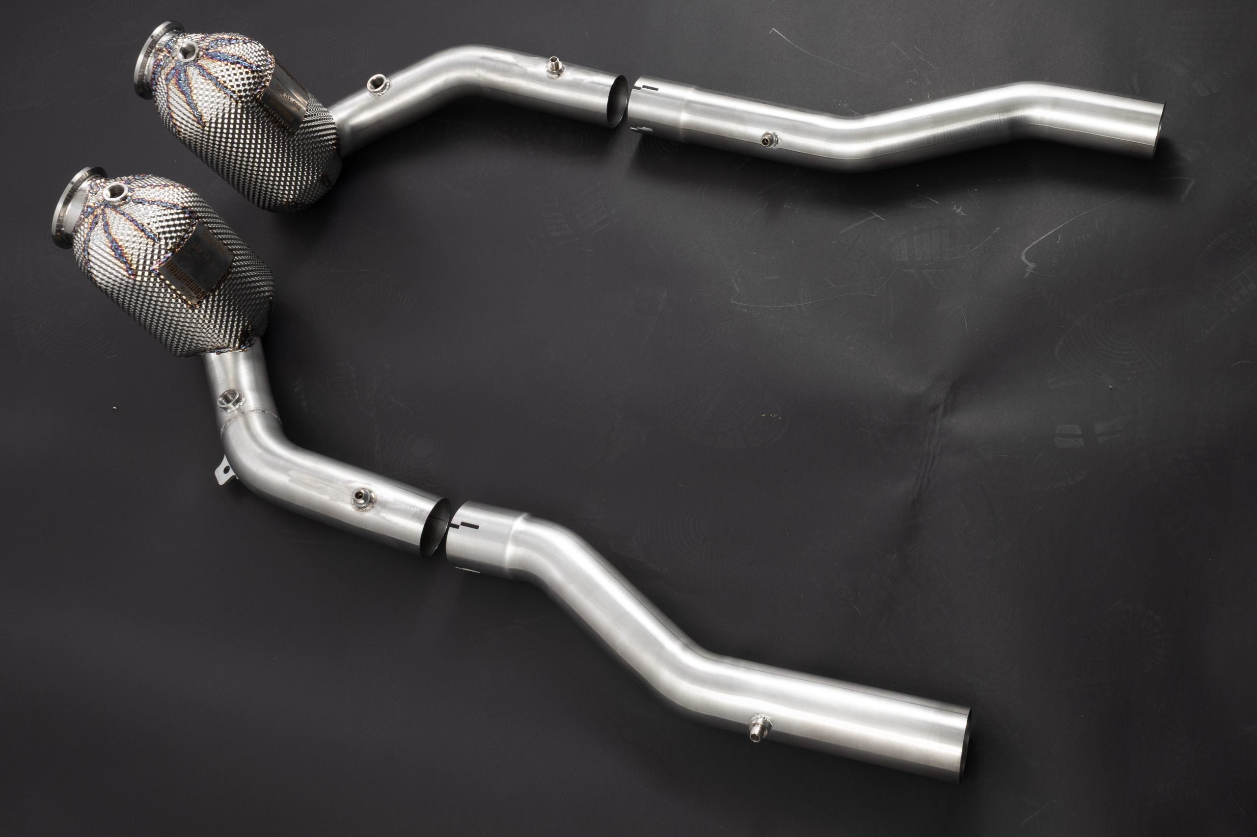 Capristo Roma sport cat downpipe set from the side with clamps