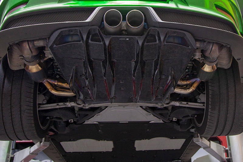 Capristo carbon engine cover installed under a green Porsche 991.2 GT3 RS