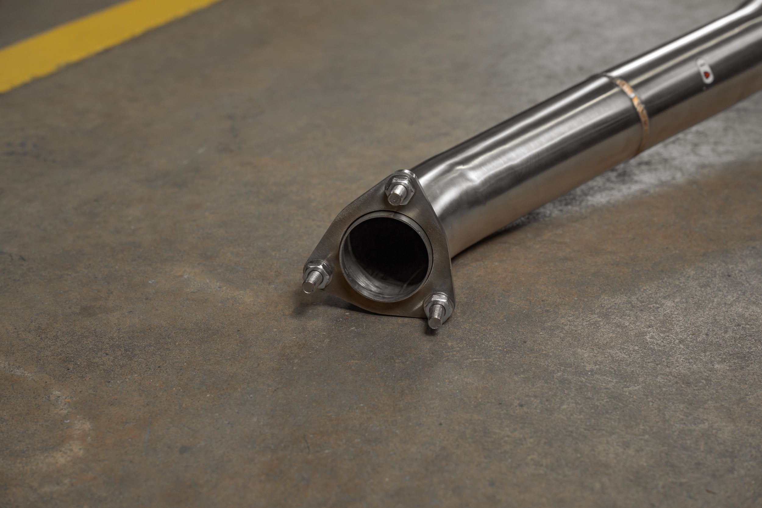 Valvetronic Designs Valved Exhaust Civic Type R / Integra Type S manufacturer gallery: mid-pipe flange and circular opening