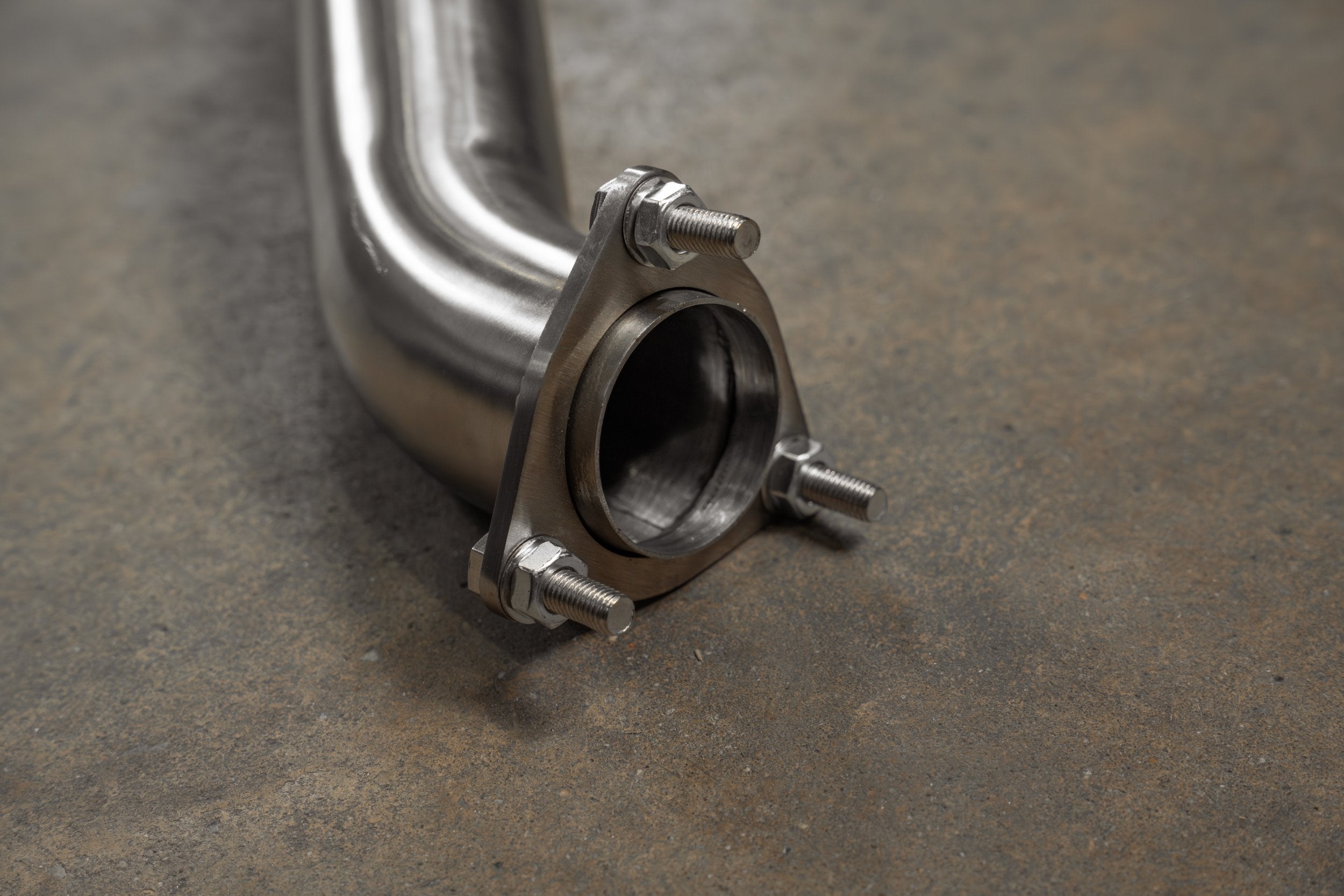 Valvetronic Designs Valved Exhaust Civic Type R / Integra Type S manufacturer gallery: flanged bend at the rear of the mid-pipe