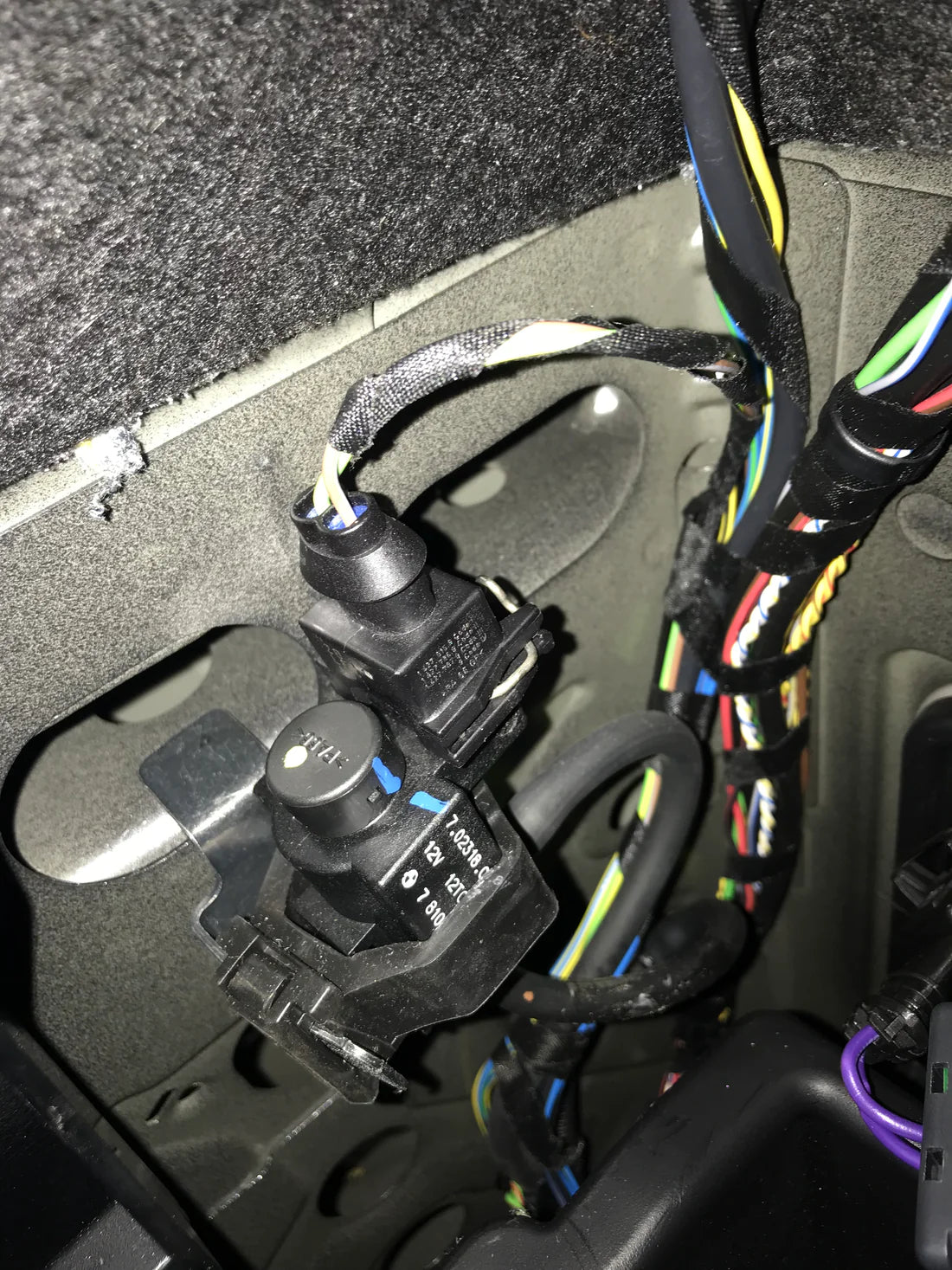 A overview of system fitted in a car for the use of Valvetronic Designs Exhaust Valve/Flap Controller (for BMW).