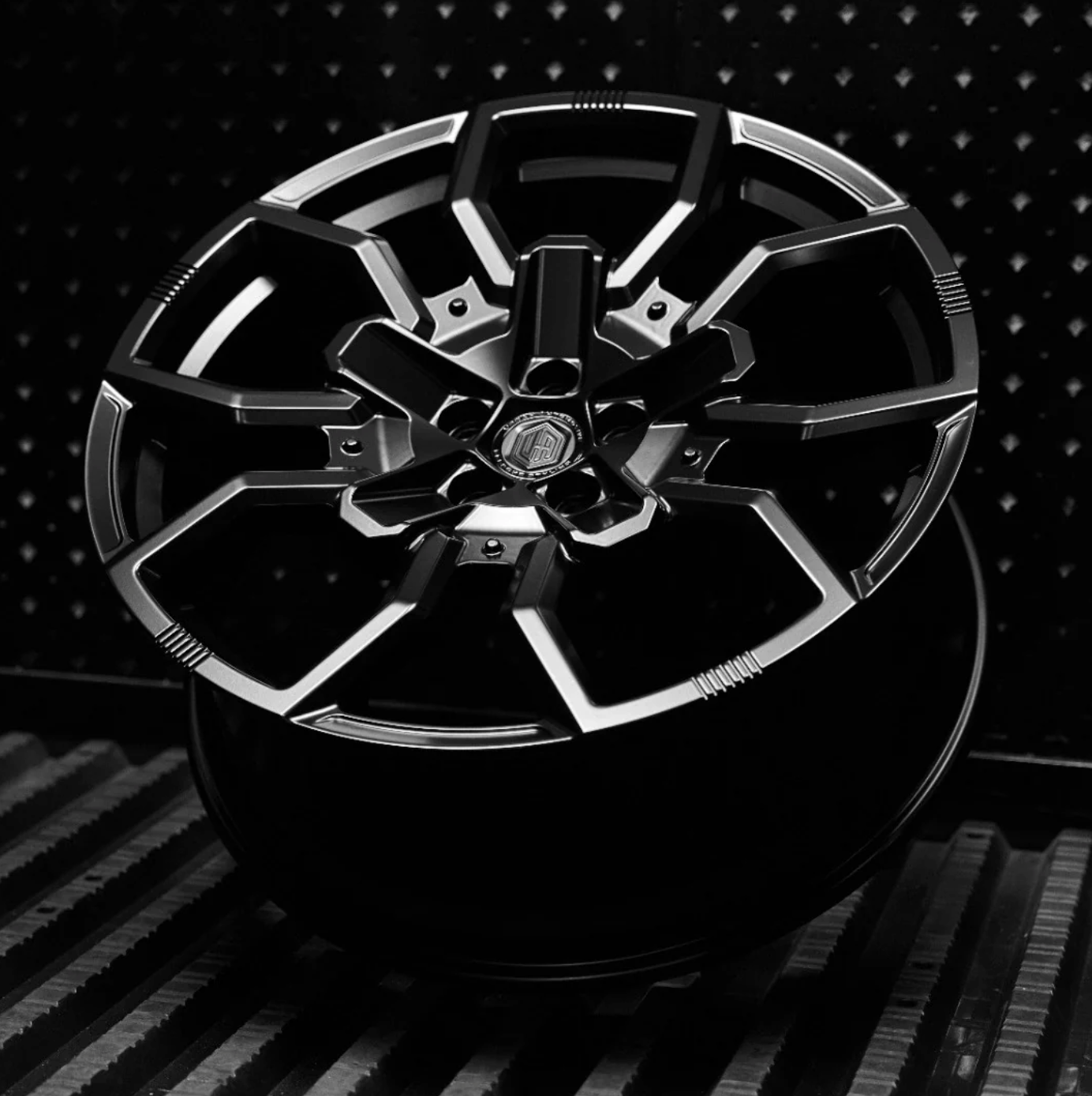 Urban WX5 22-inch satin black rear wheel, angled view