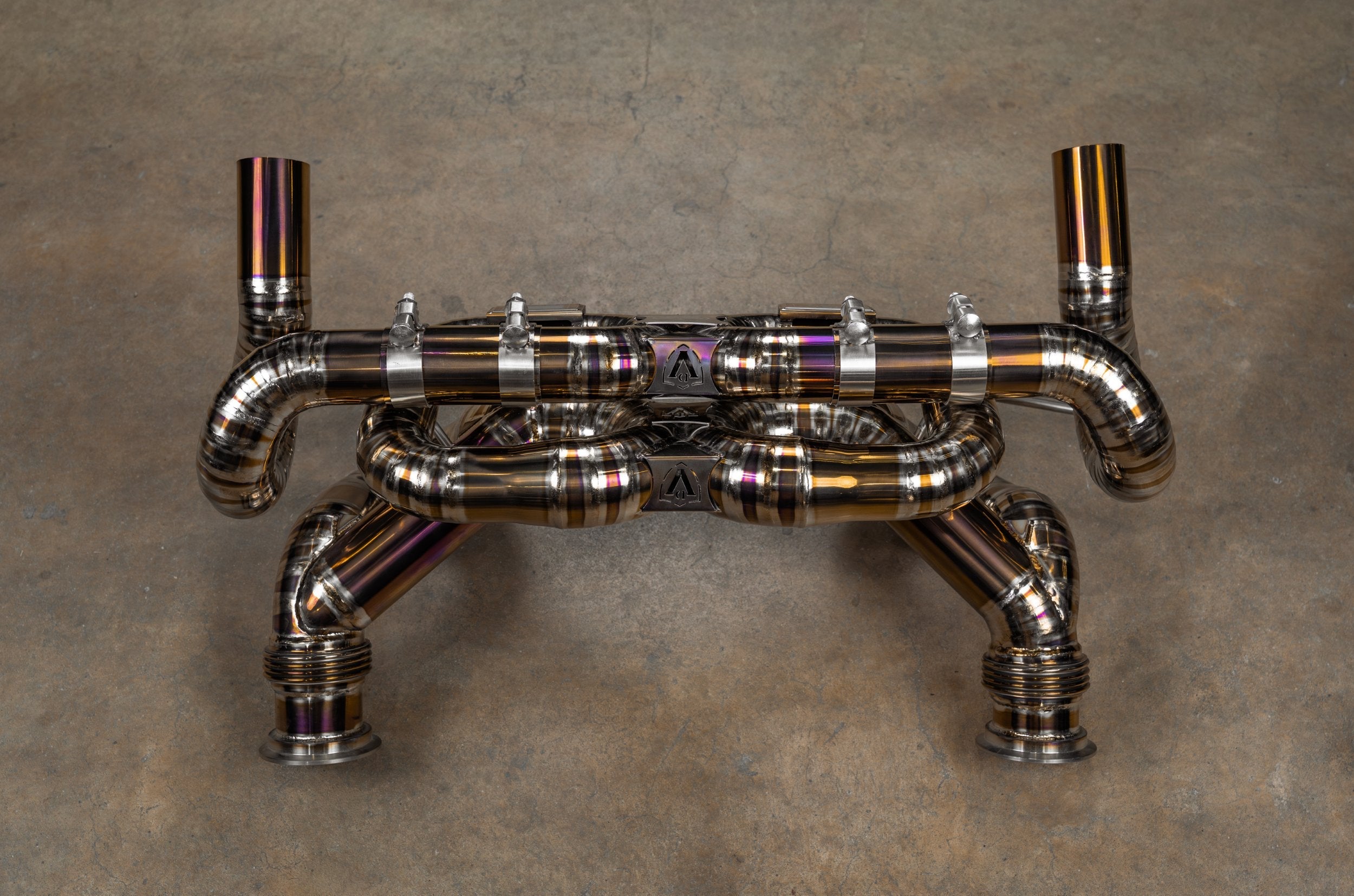Titanium F1 exhaust Lamborghini Huracan: f1 system straight-on