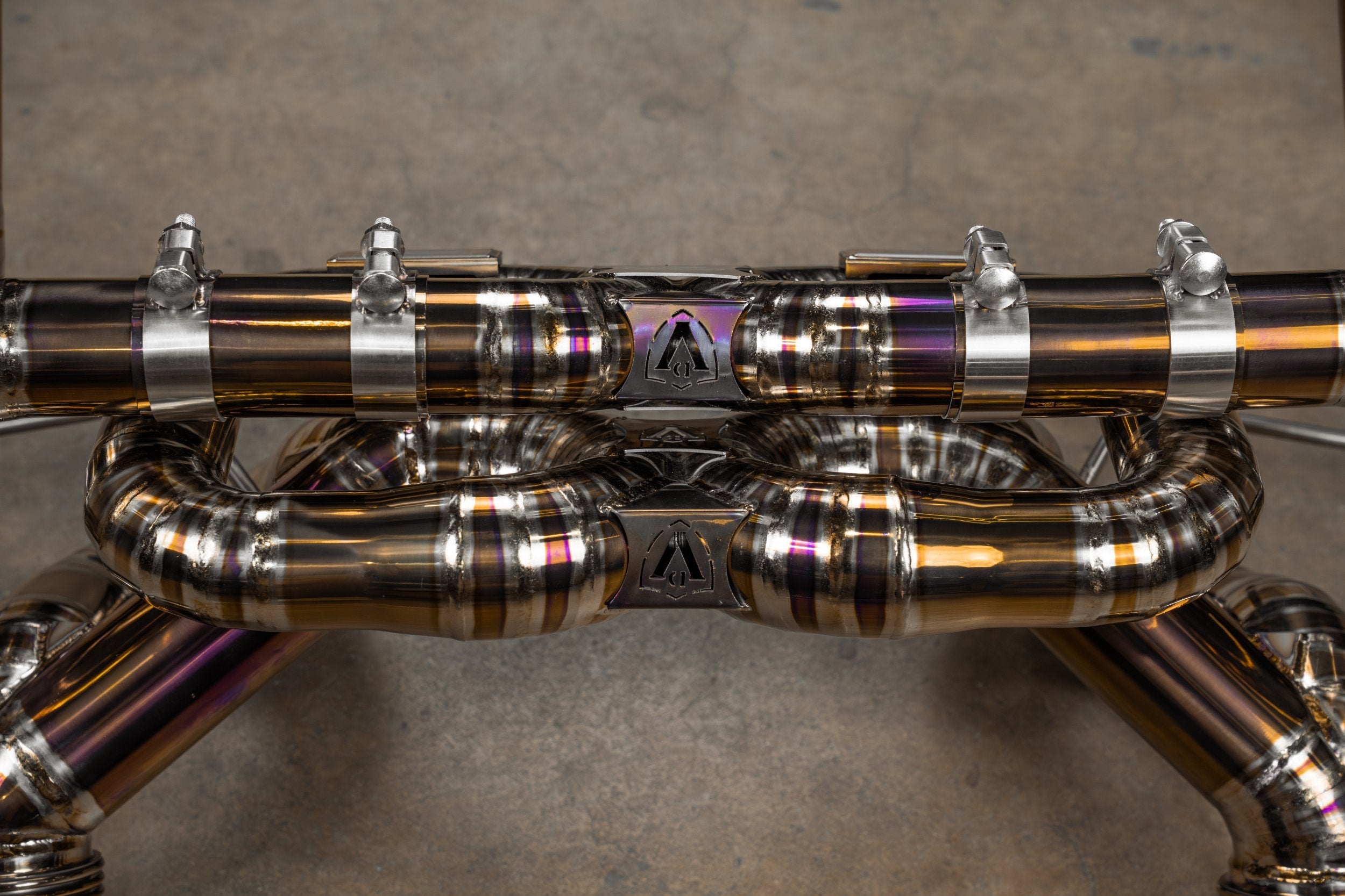 Titanium F1 exhaust Lamborghini Huracan: parallel F1 tubes