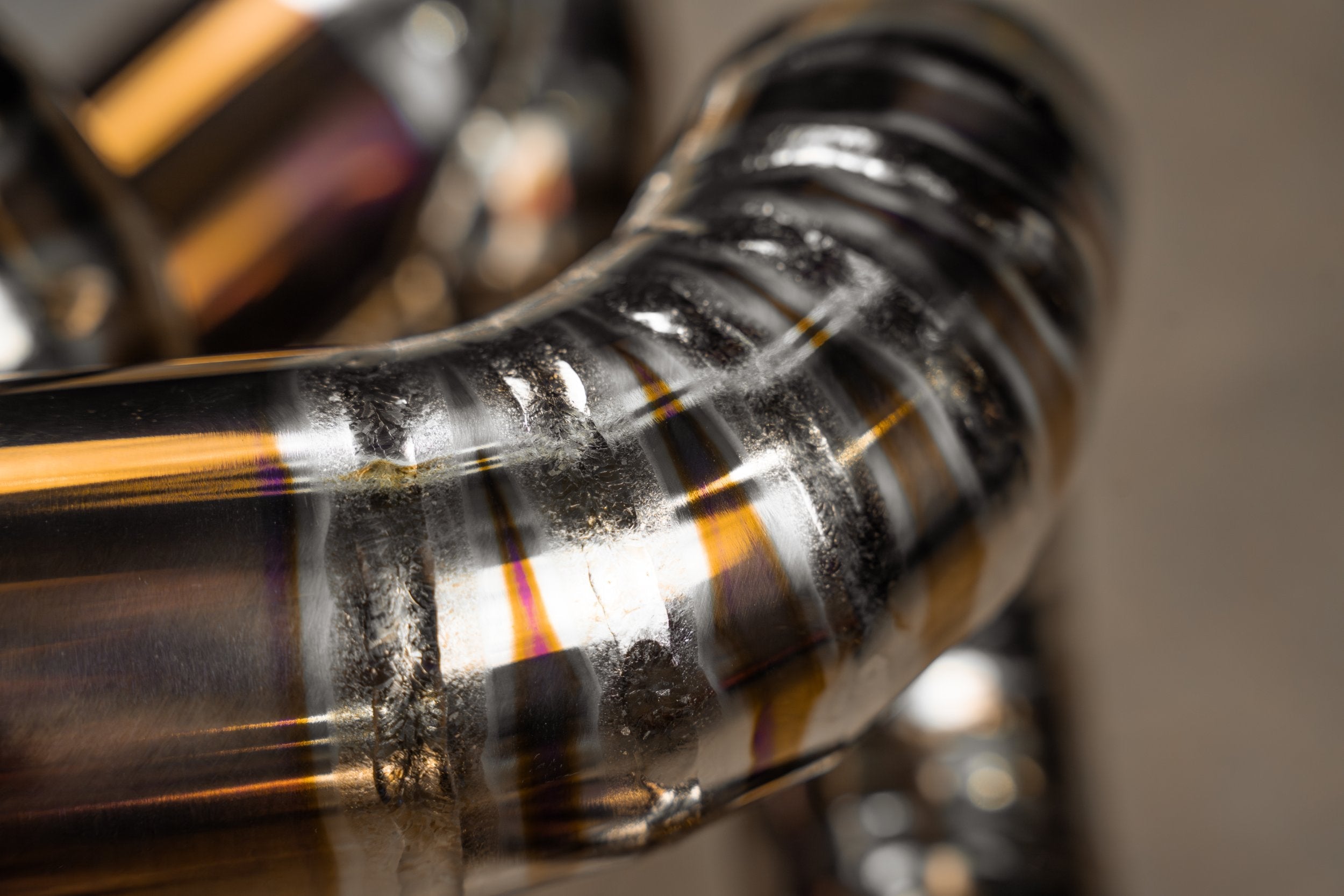 Titanium F1 exhaust Lamborghini Huracan: f1 pipe welds