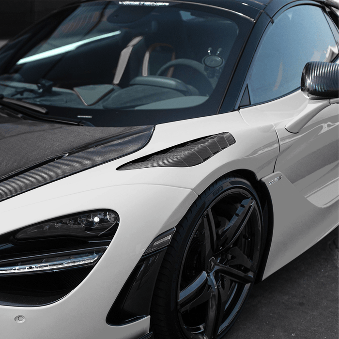 A side view of a car fitted with Vorsteiner Silverstone Edition Aero Front Fenders w/ Integrated Vents McLaren 720S Spyder 2017+