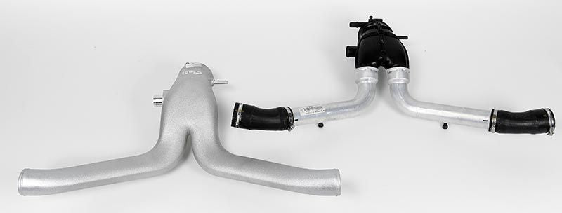Factory Y-pipe compared with the IPD Y-pipe in the 991.2 Turbo Stage 1+ package