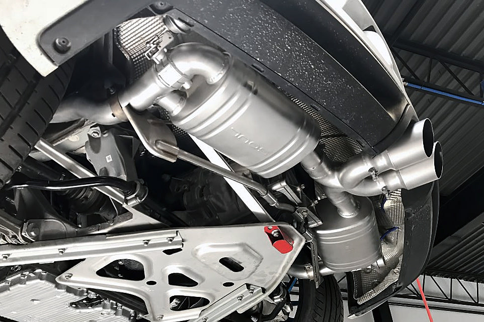 Soul 981 Boxster / Cayman valved exhaust system: headers installed, view from below