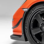 GT3 RS front apron corner and wheel, side detail