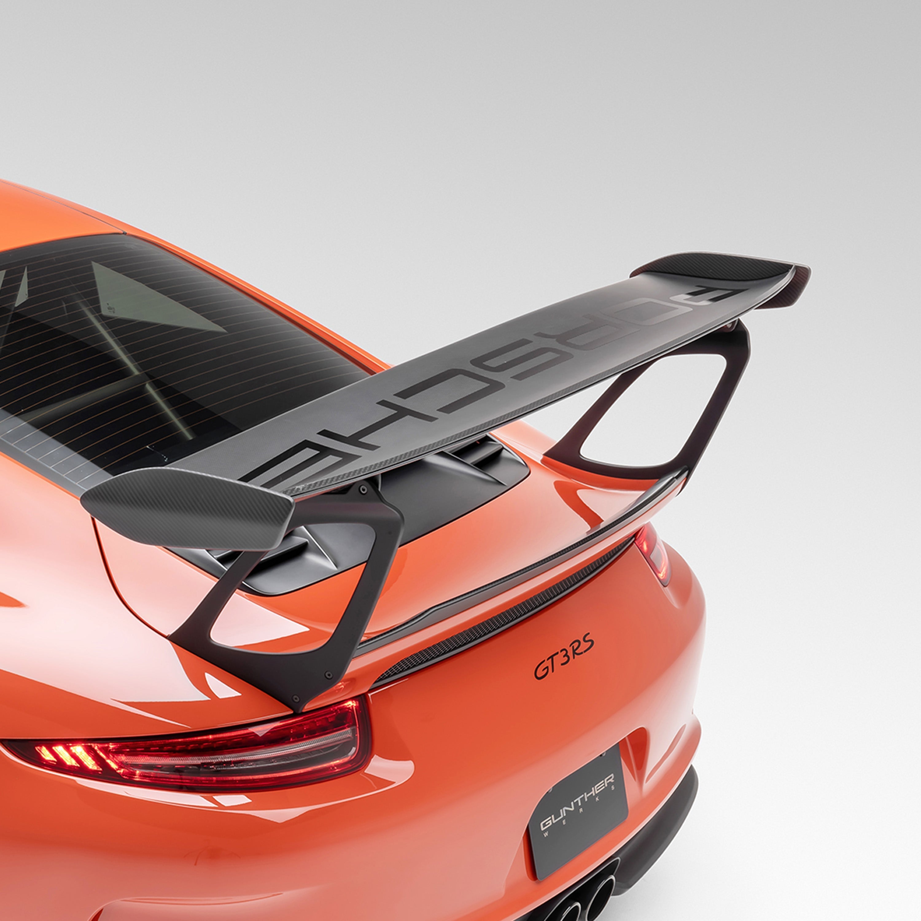 GT3 RS wing blade, high rear 3/4 view