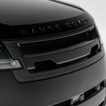 Carbon upper grille center section on L460, straight-on detail