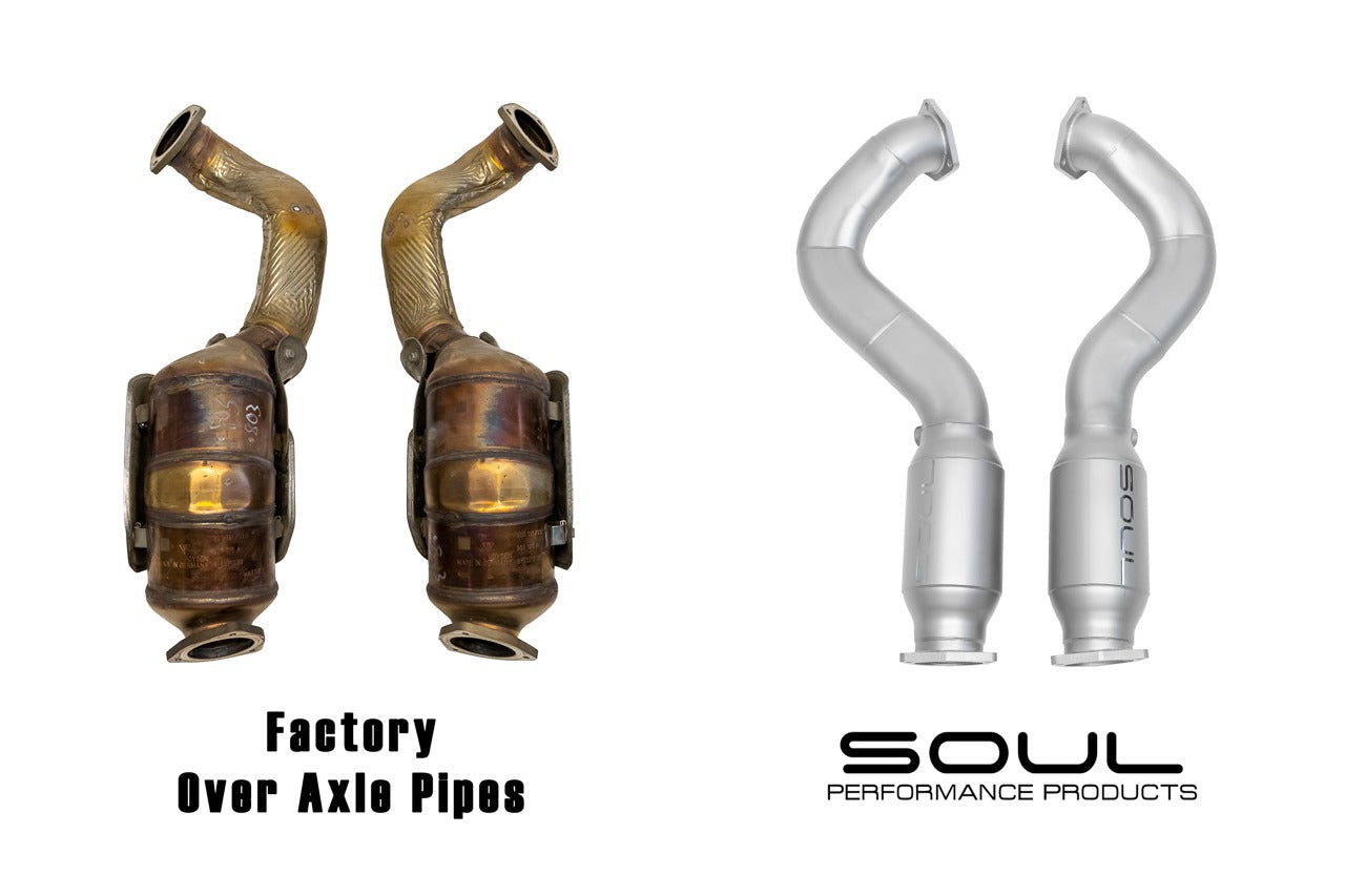 Soul 718 GT4 RS / Spyder RS over axle pipes: factory over-axle pipes beside the SOUL resonated pipes