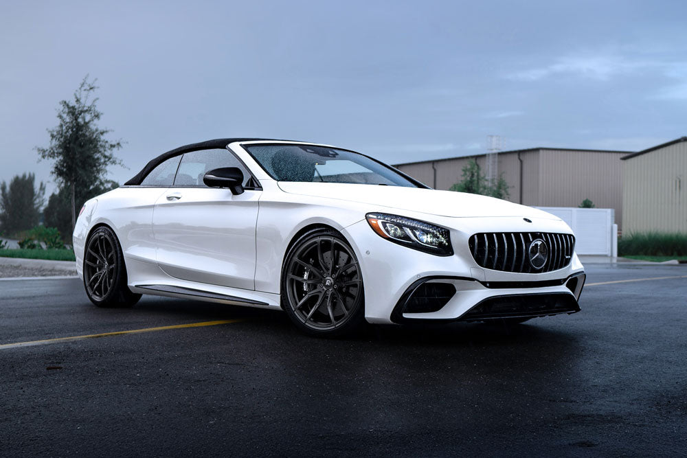 White S-Class cabriolet car on RennTech RPS 10.2 wheels - RPS 10.2 Forged 21/22-inch Wheels for the 1999-2026 S-Class