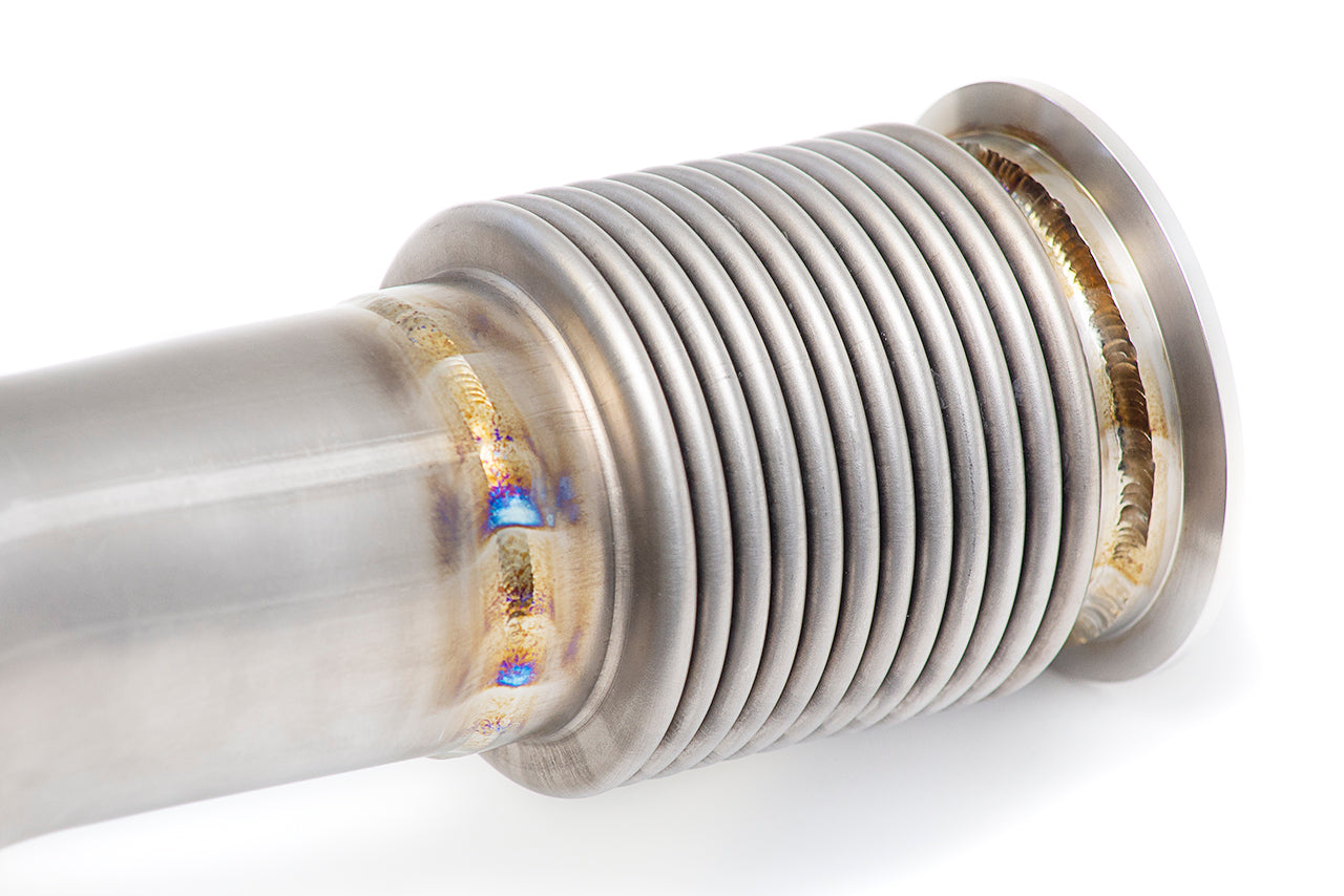 Soul Huracan EVO / STO titanium race exhaust system: close-up of the titanium bellows joint
