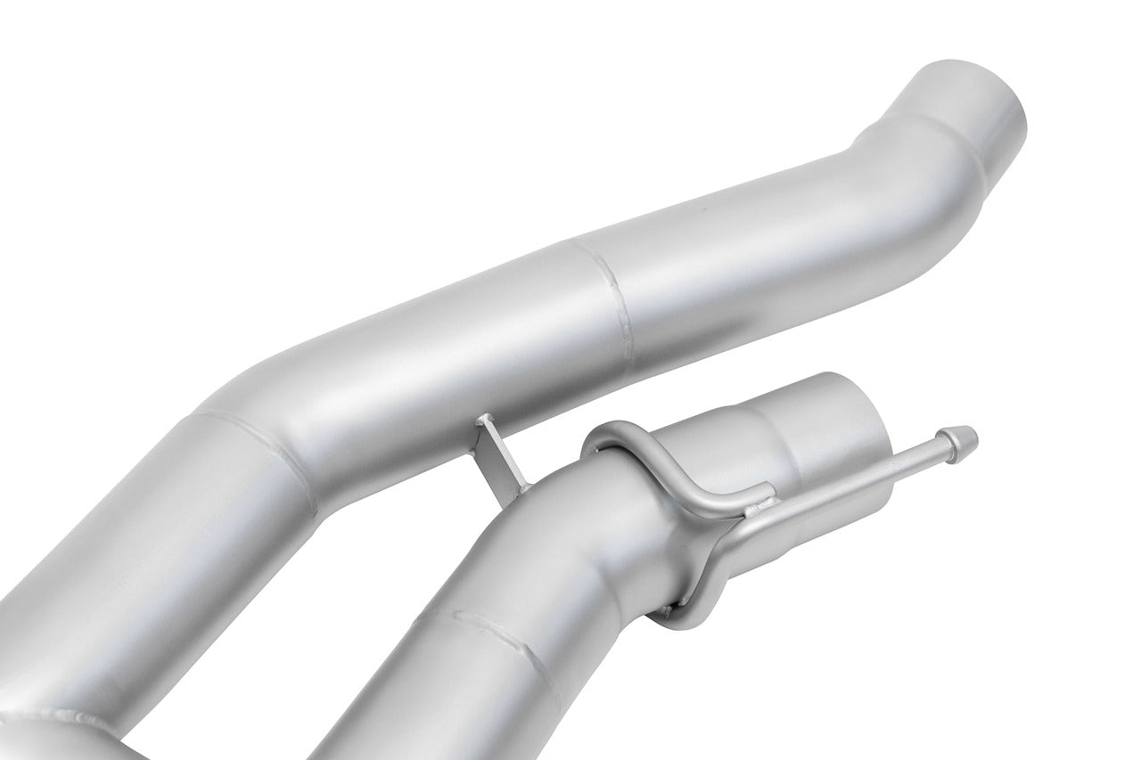 Soul Urus sport x-pipe exhaust system: close-up of a pipe hanger