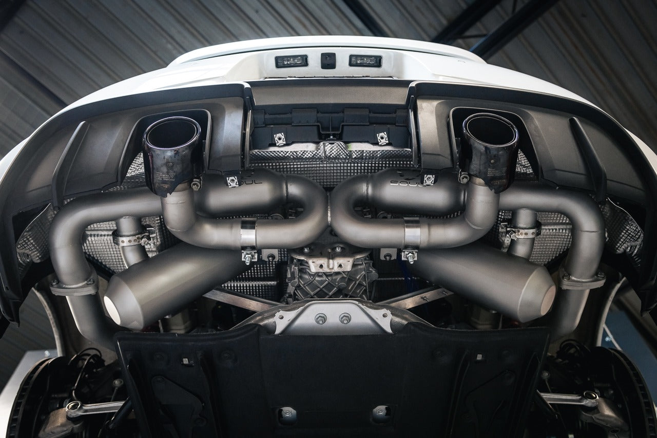 Soul 718 GT4 / Spyder / GTS drone canister upgrade: race exhaust installed, rear view