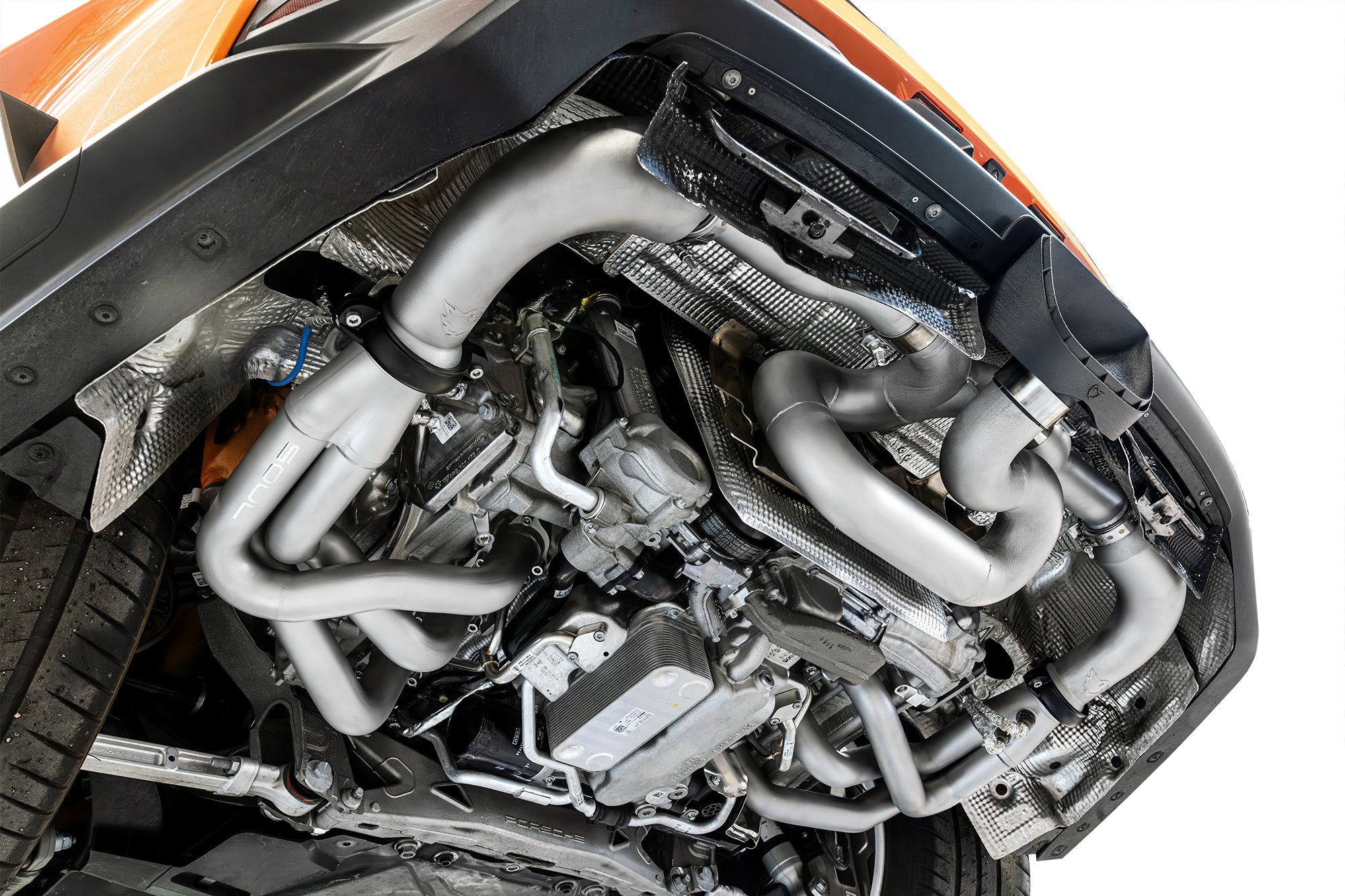 Soul 992 GT3 / GT3 RS high pitch exhaust system: high pitch exhaust installed in the rear bay