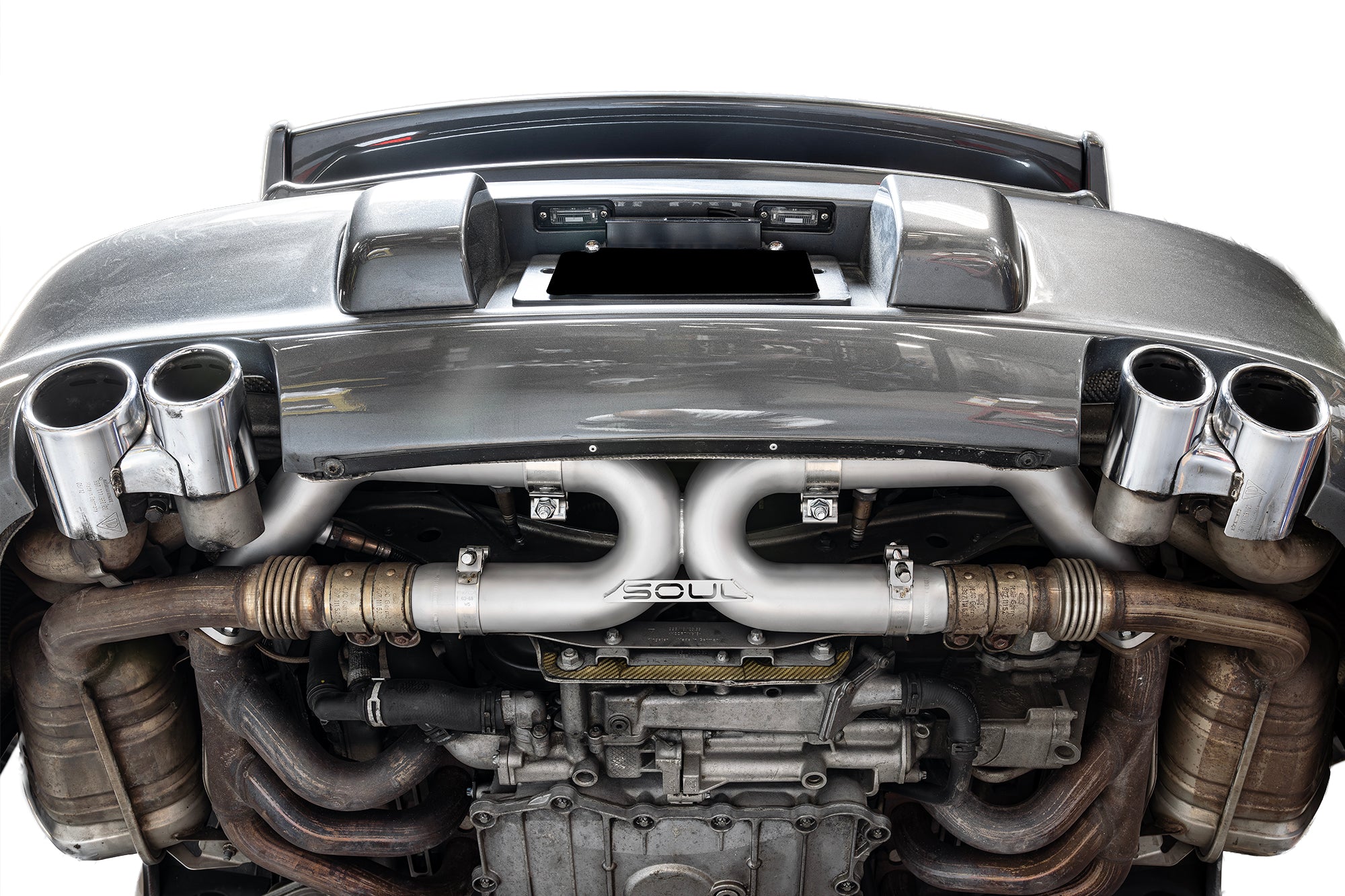 Soul 997.1 Carrera competition x-pipe: competition X-pipe installed, rear view from below