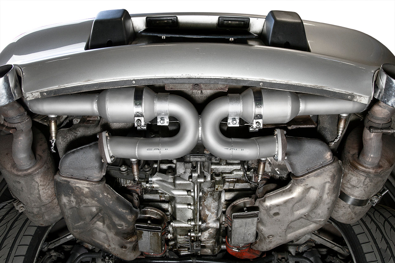 Soul 993 Carrera sport catalytic converter x-pipe: X-pipe installed, rear view from below
