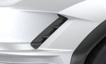 Carbon rear vent cover on a white Lamborghini Urus SE, close-up