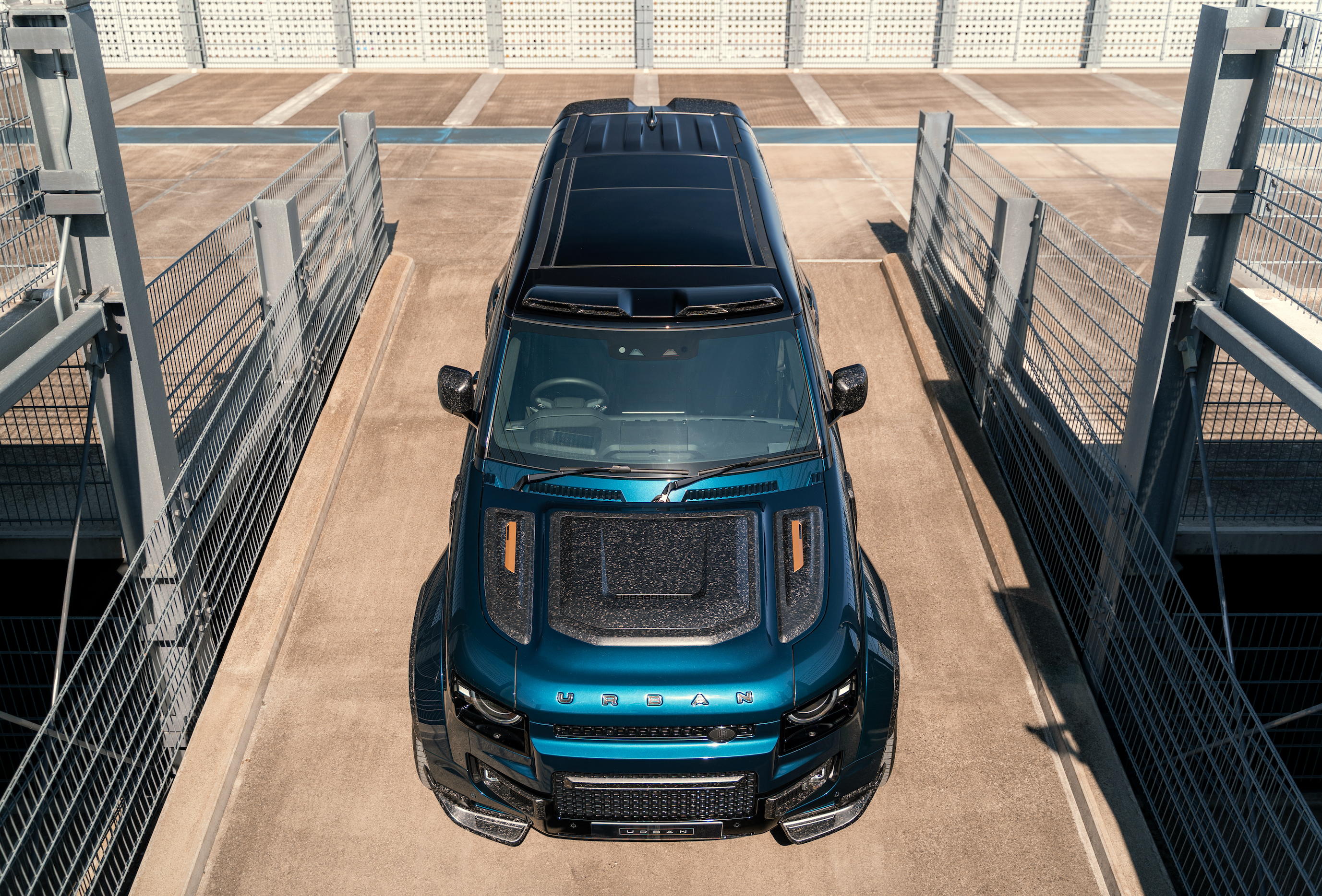Front view of the Urban Widetrack Defender OCTA from above