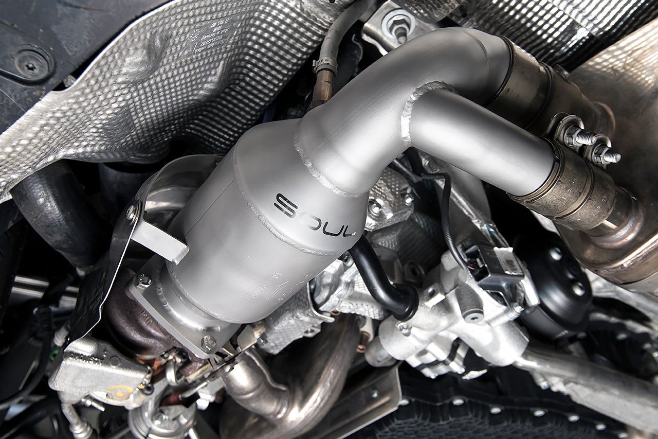 Soul 991.2 Carrera PSE sport cats / cat bypass pipes: sport cat installed beside the turbo