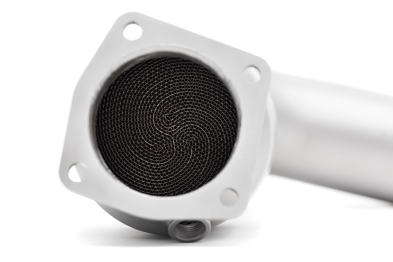 Soul 996 Turbo sport x-pipe exhaust system: close-up of a sport cat inlet